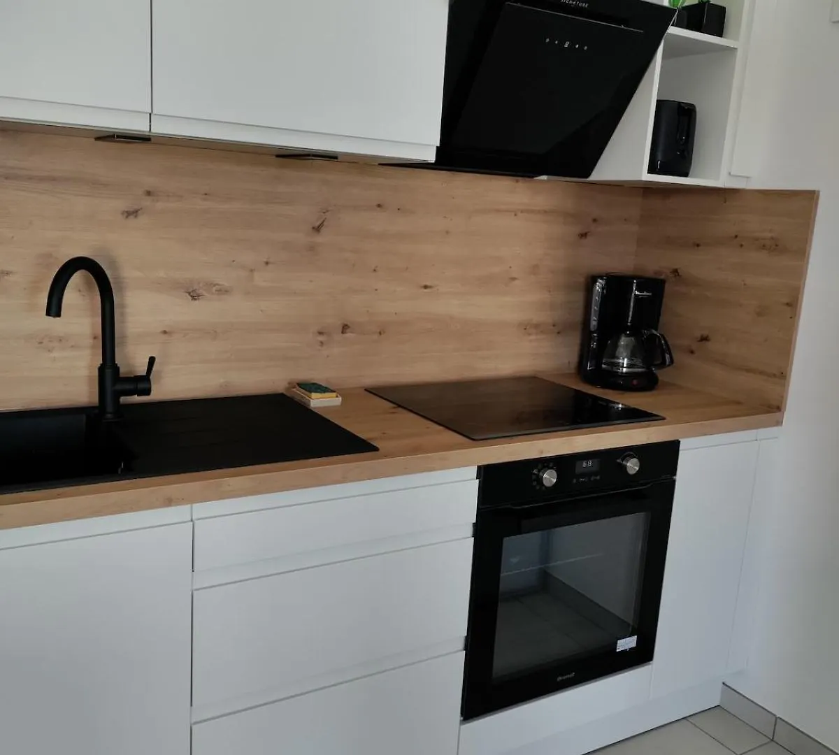 Apartamento Evasion Chic Au Coeur De La Ville Et Proche Plage - Garage Prive - Deux Chambres Fouesnant