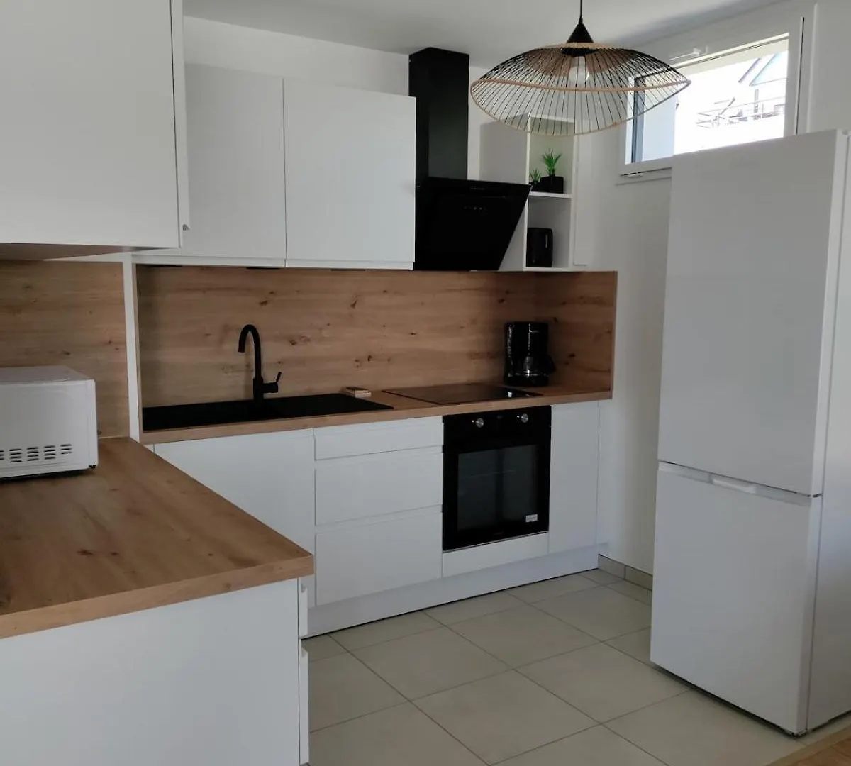 Evasion Chic Au Coeur De La Ville Et Proche Plage - Garage Prive - Deux Chambres Fouesnant França