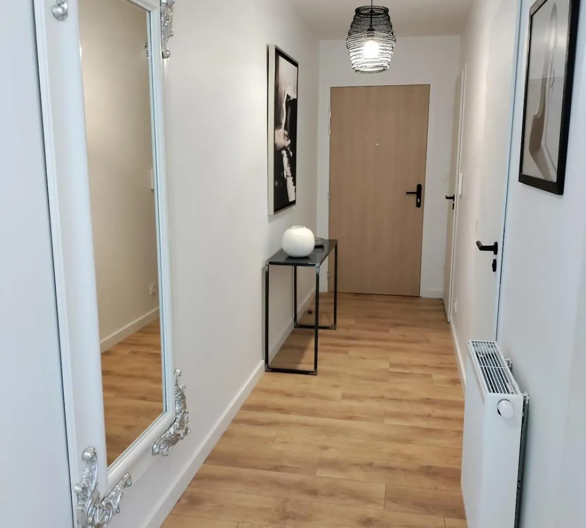 Evasion Chic Au Coeur De La Ville Et Proche Plage - Garage Prive - Deux Chambres Fouesnant Apartamento